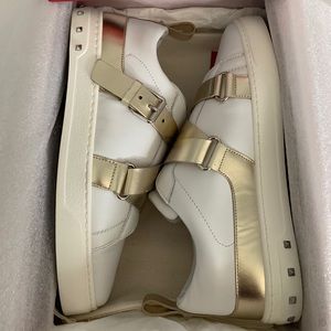 Valentino Rockstud V- punk buckle strap sneaker